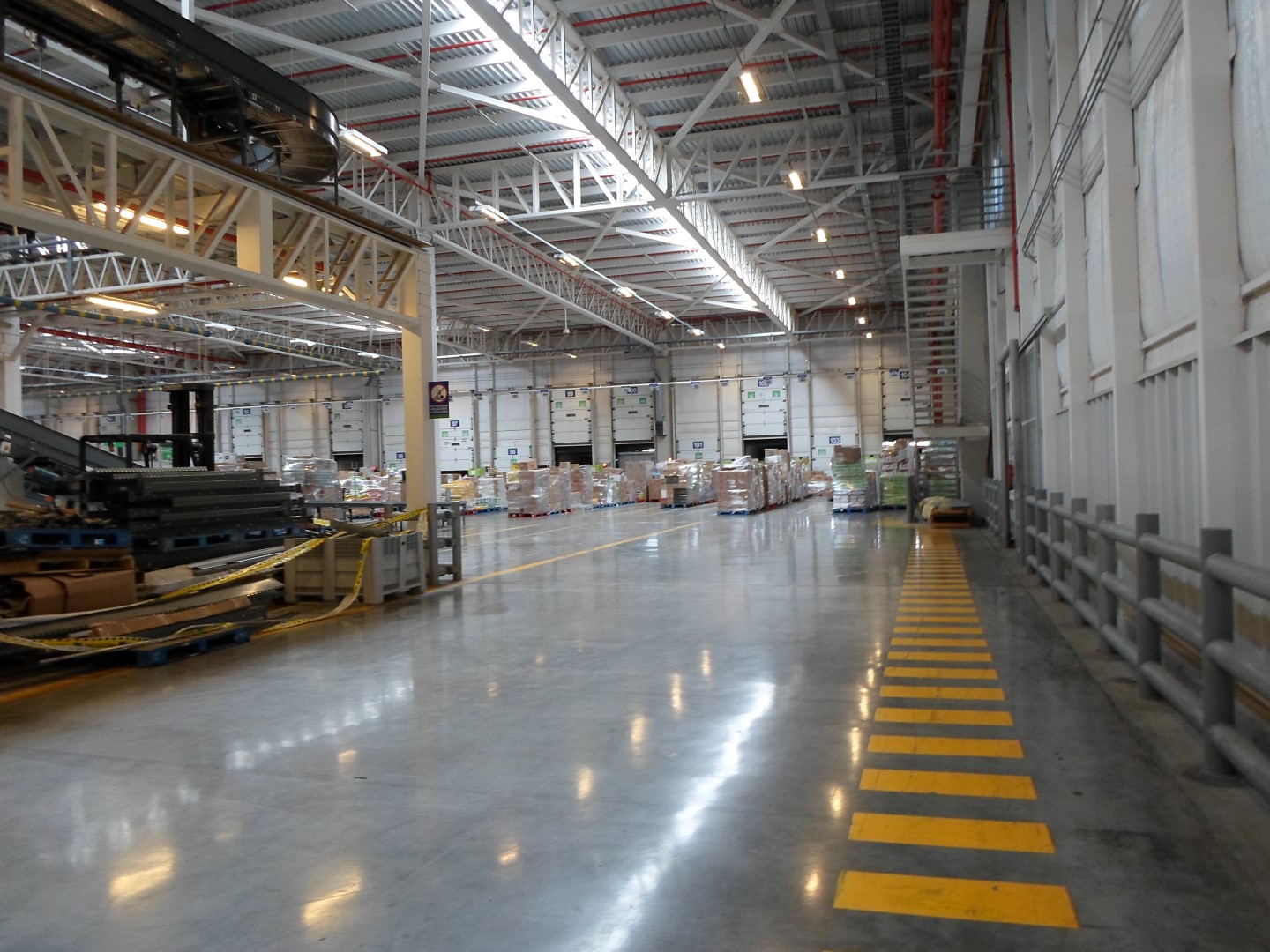 CD Walmart Lo Aguirre